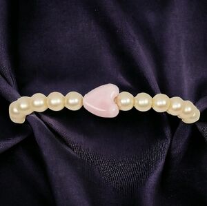 Vintage Pearl Pink Heart Stretch Bracelet Lovecore Coquette Dollette Retro Glam